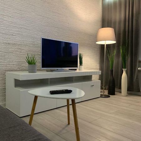 Apartament Zelazna 11 Lägenhet Stary Toruń Exteriör bild