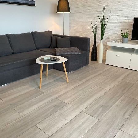 Apartament Zelazna 11 Lägenhet Stary Toruń Exteriör bild