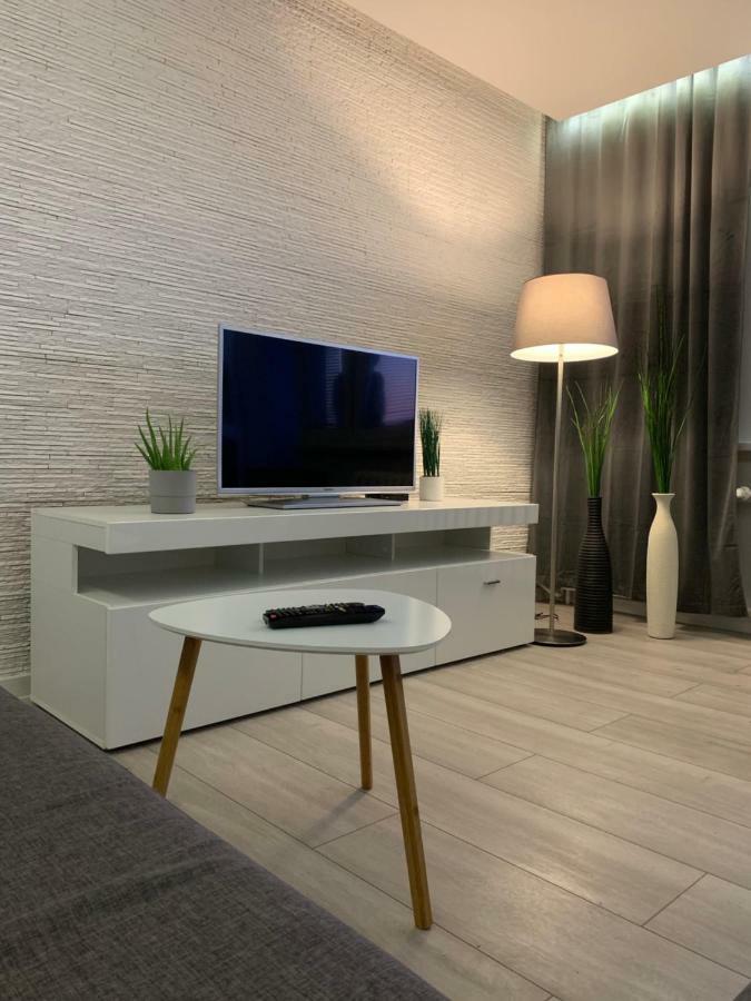 Apartament Zelazna 11 Lägenhet Stary Toruń Exteriör bild